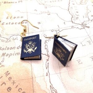 Womens dangle passport earrings🛩️